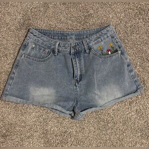 ROMWE Fairycore Mushroom Embroidery Denim Shorts in a Size Large or 8/10